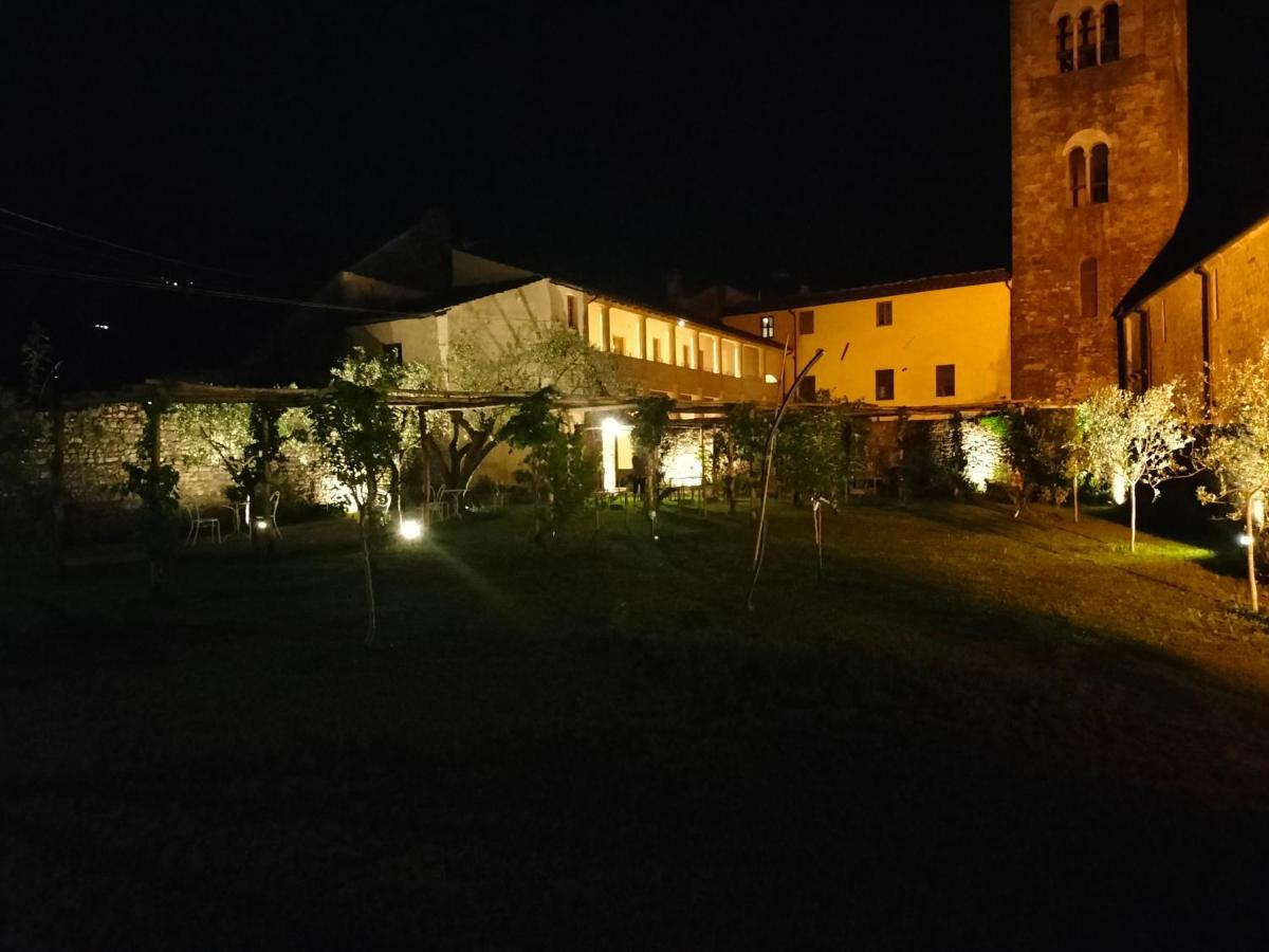 Badia Giulia Prestigious Historical B&B, Camaiore - Adults Only - No Pets Экстерьер фото