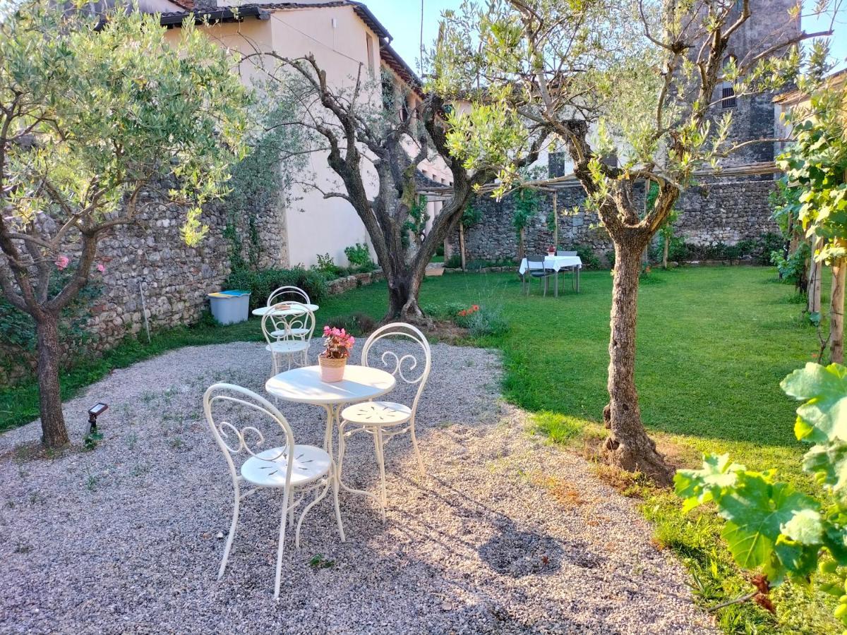 Badia Giulia Prestigious Historical B&B, Camaiore - Adults Only - No Pets Экстерьер фото