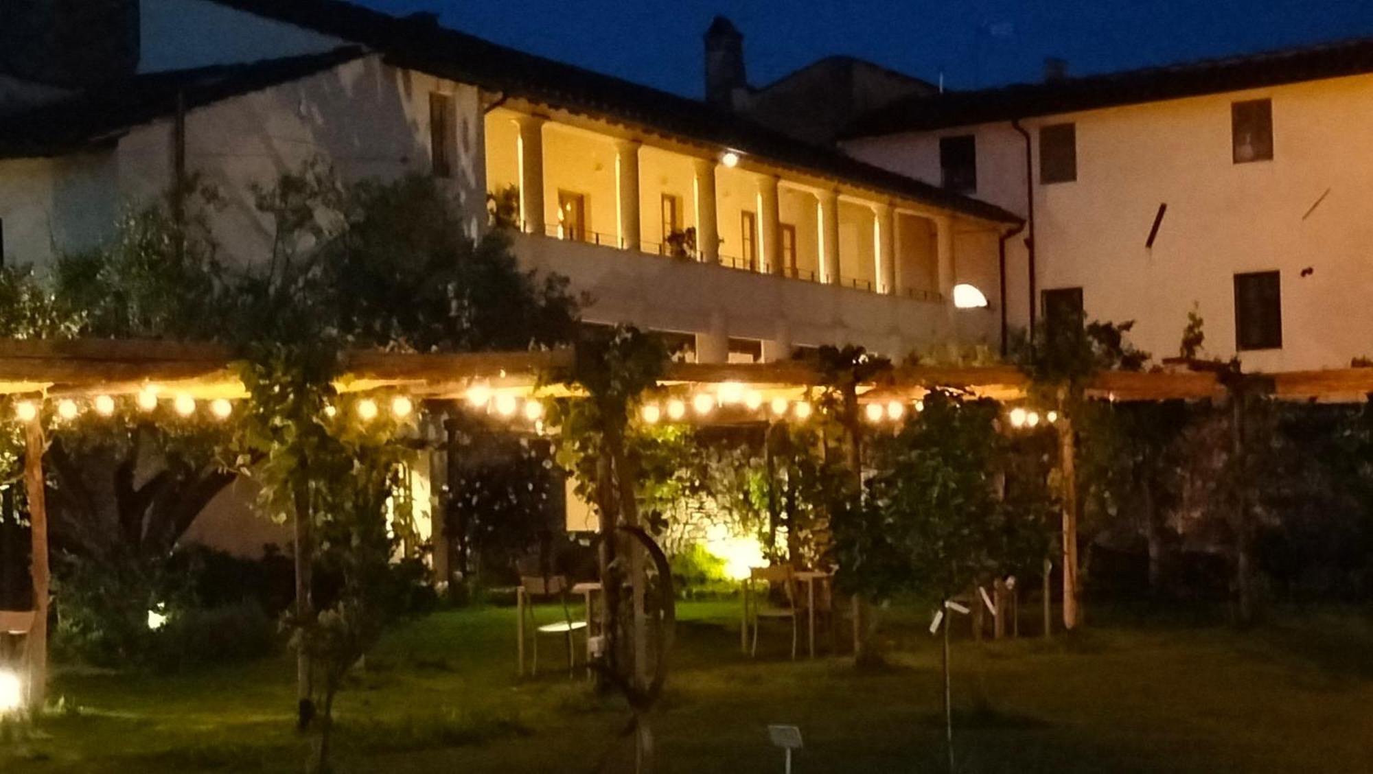 Badia Giulia Prestigious Historical B&B, Camaiore - Adults Only - No Pets Экстерьер фото