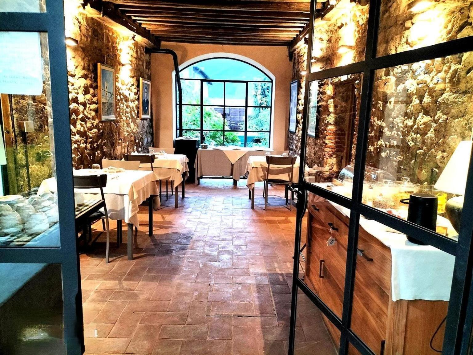 Badia Giulia Prestigious Historical B&B, Camaiore - Adults Only - No Pets Экстерьер фото